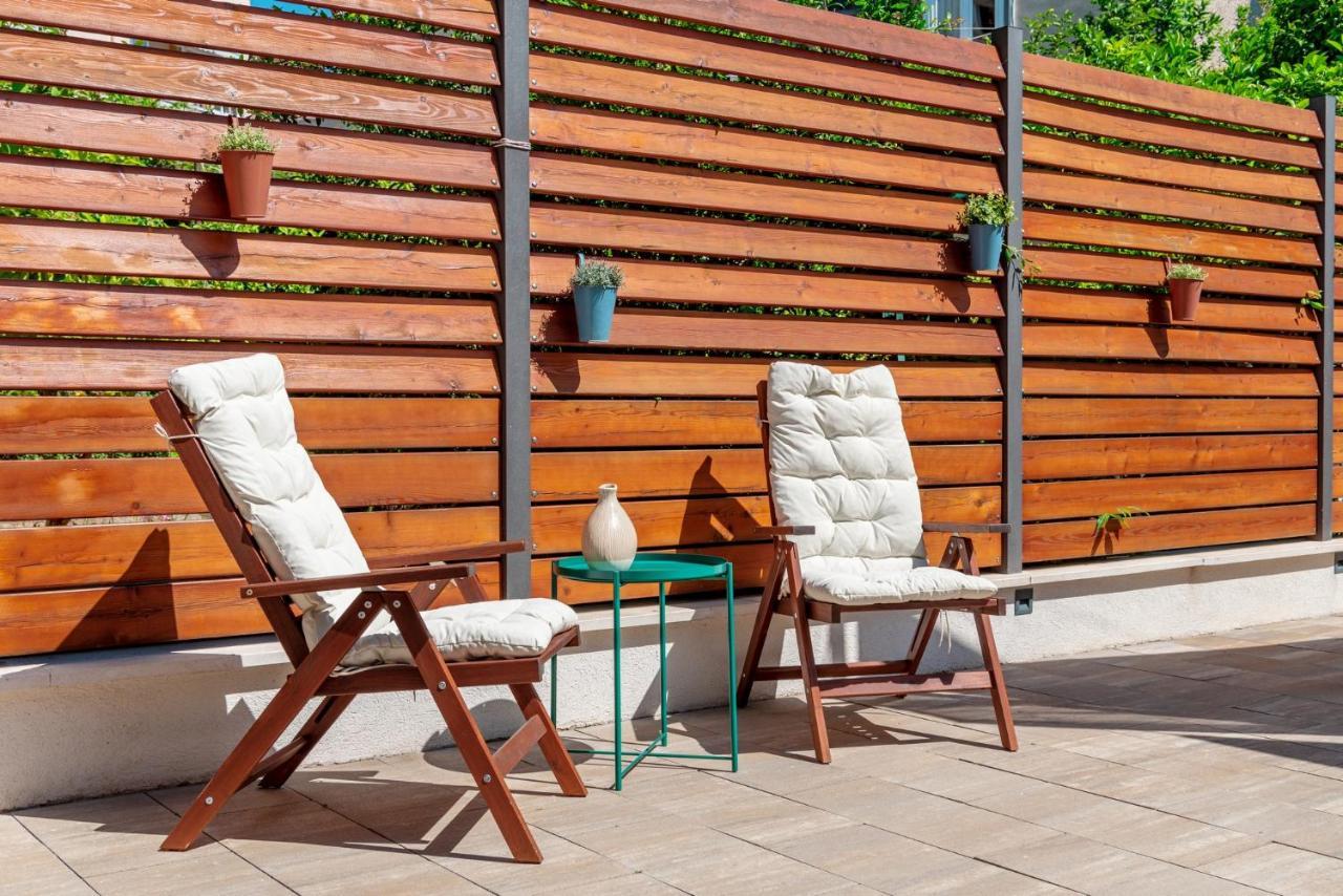 Evala Luxury Rooms With Pool And Garden Split Exterior foto