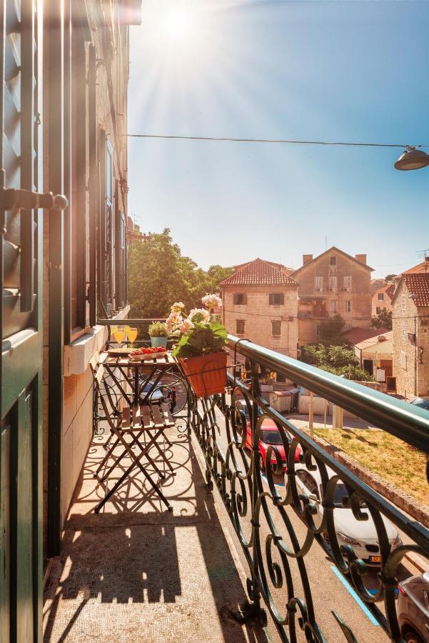 Evala Luxury Rooms With Pool And Garden Split Exterior foto