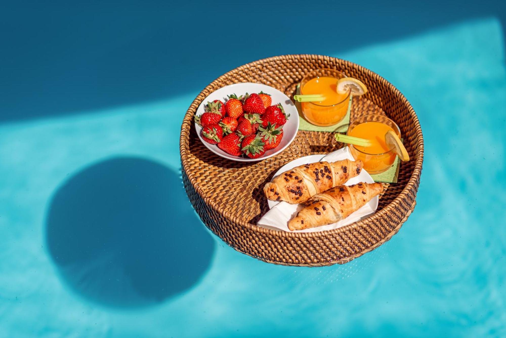 Evala Luxury Rooms With Pool And Garden Split Exterior foto